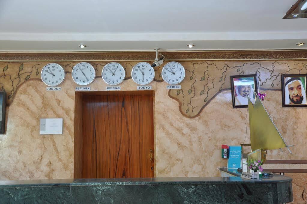 Oyo 366 Waves Hotel アジュマーン エクステリア 写真